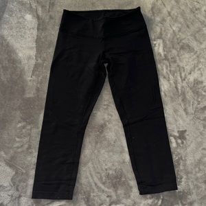 Lululemon Capri leggings size 6